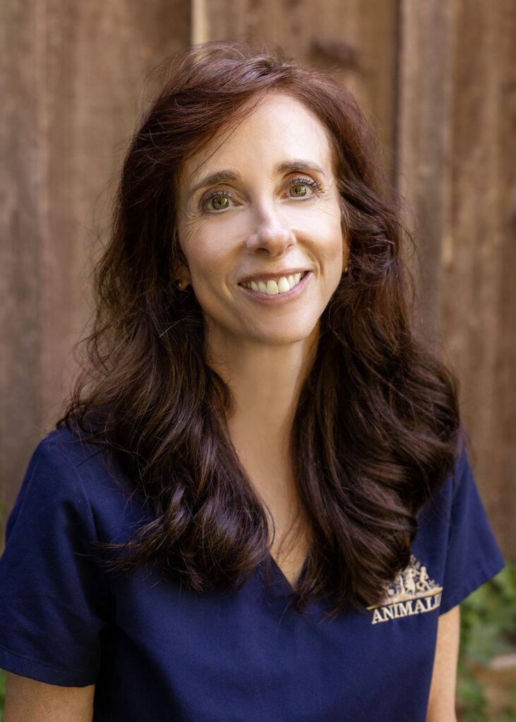 Kathy Lewis Headshot Final